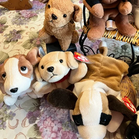 Beanie Babies TY NINE DOGGIES $40.00 / $5.00 each YOU CHOOSE - Picture 3 of 9